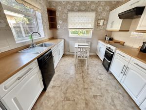 Kitchen- click for photo gallery